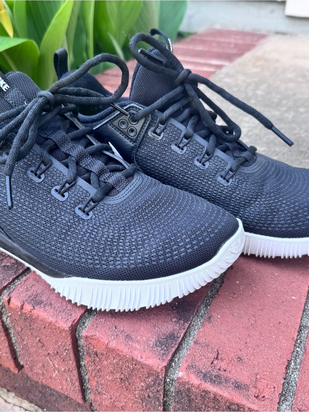 Nike women Volleyball Shoes